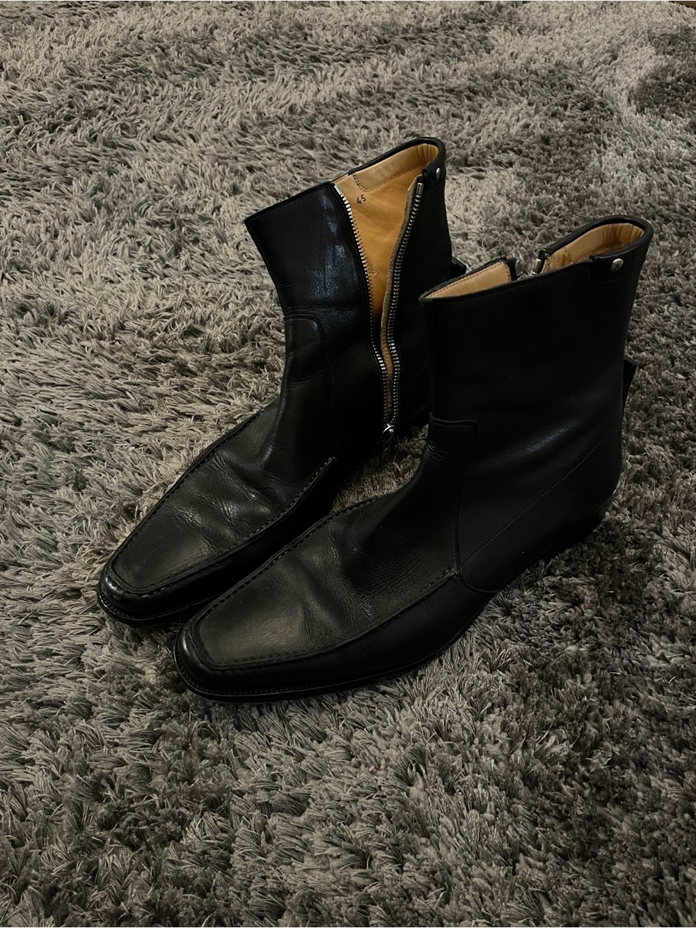 Yves Saint Laurent Black Leather Zip Ankle Boots with Tan Interior
